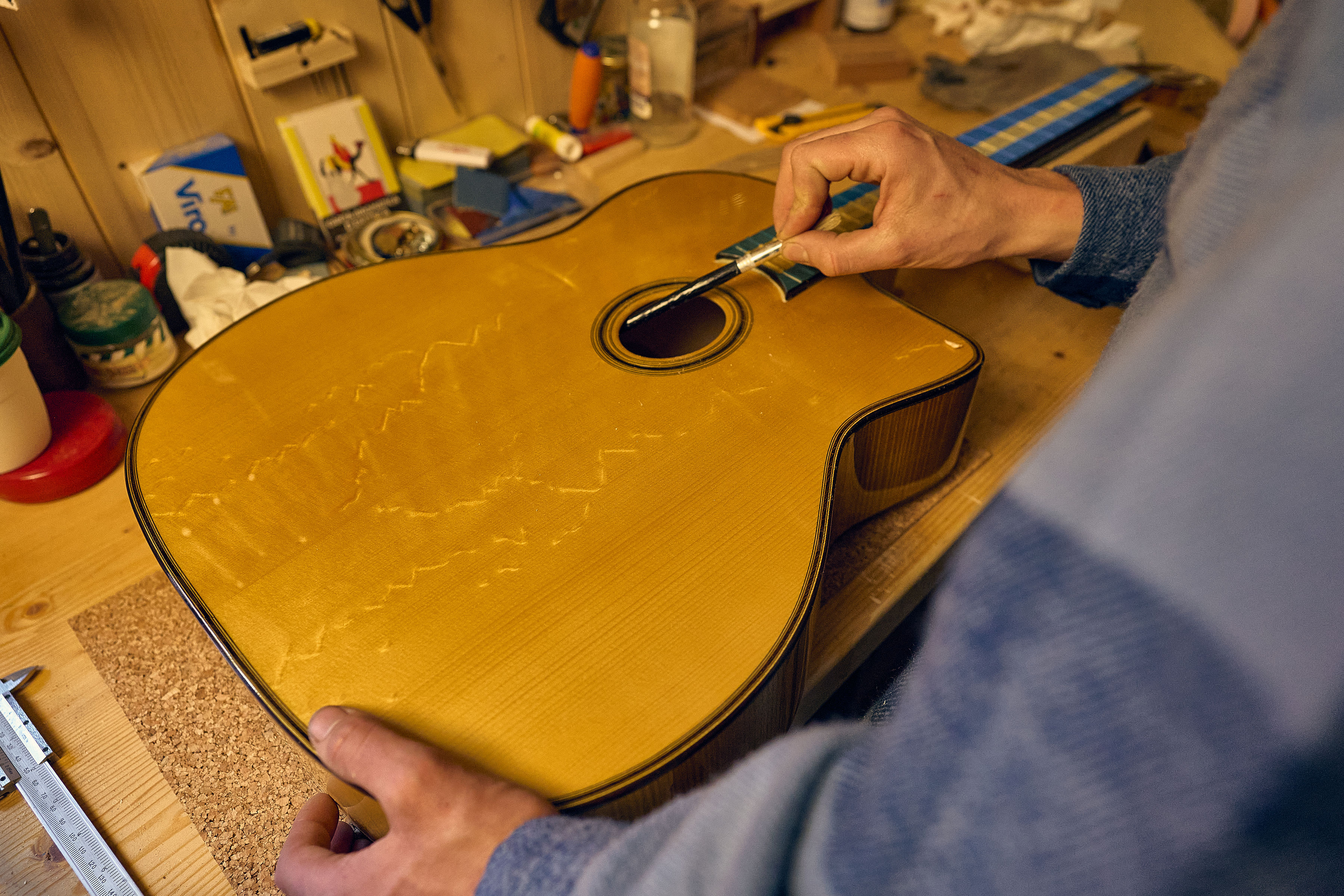 costruzione-chitarre-manouche-liuteria-gattoni